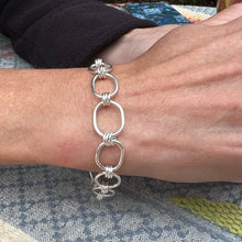 Load image into Gallery viewer, 7.5&quot; Large Oblong Link Chain Bracelet