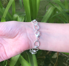 Load image into Gallery viewer, 7.5&quot; Large Oblong Link Chain Bracelet
